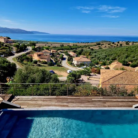 Villa Modern 5 Double Bedrooms, New Ac, Private Pool And Stunning View 800 M From *