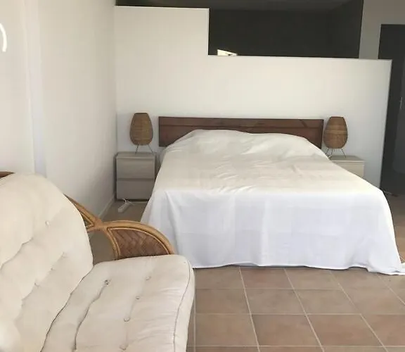 Modern 5 Double Bedrooms, New Ac, Private Pool And Stunning View 800 M From 别墅 *