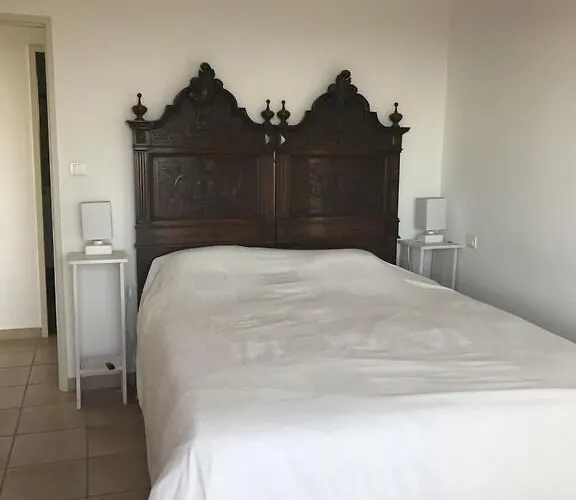 Modern 5 Double Bedrooms, New Ac, Private Pool And Stunning View 800 M From 别墅