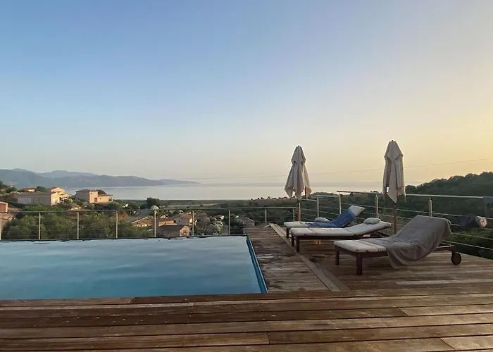 Modern 5 Double Bedrooms, New Ac, Private Pool And Stunning View 800 M From
